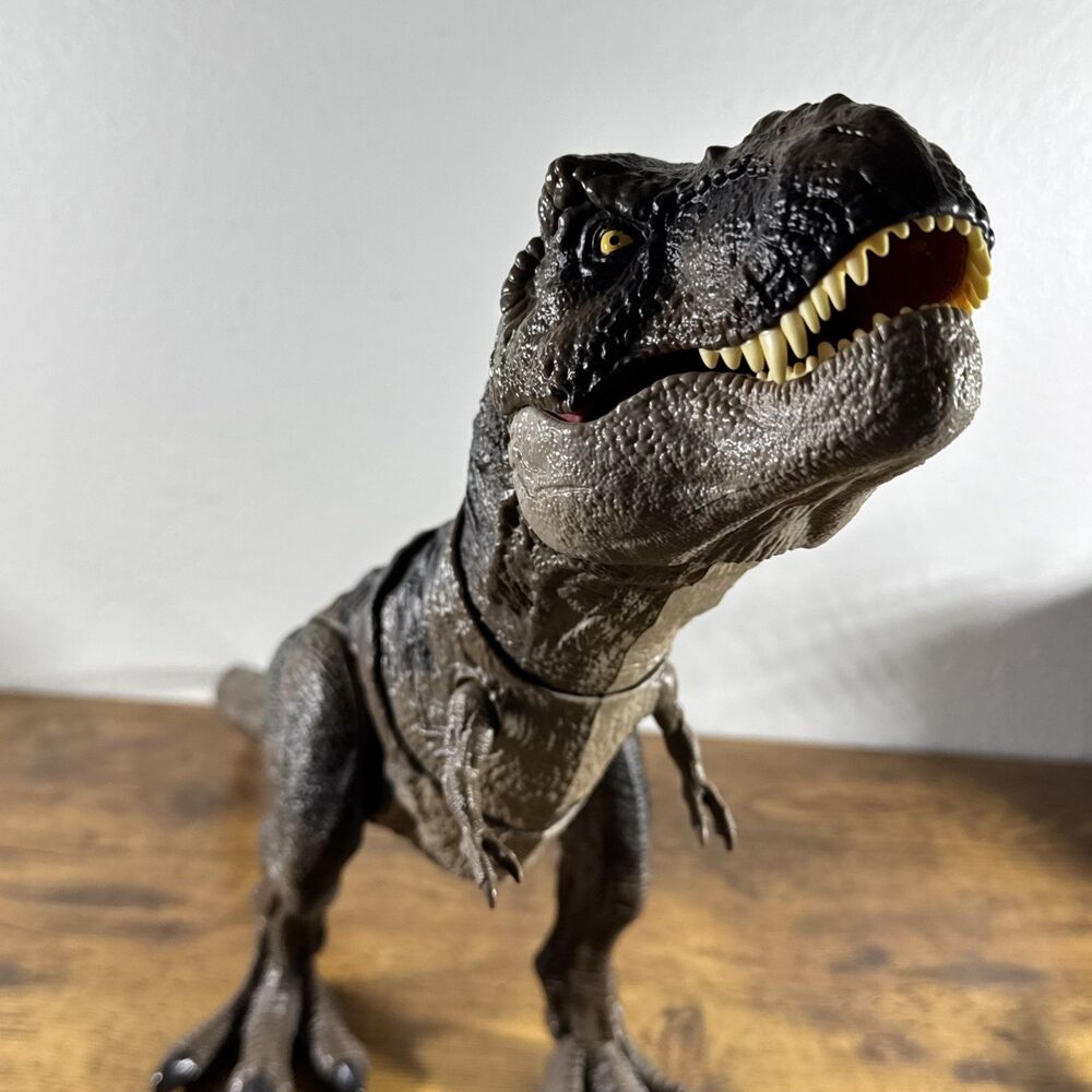 Jurassic World Tyrannosaurus Dominion Thrash n Devour Rex with Sound DNA TAB - Picture 6 of 12